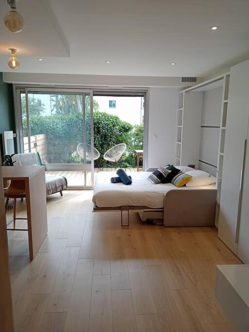 Ty Jolie Super Grand Avec Parking Et Terrasse Appartement *